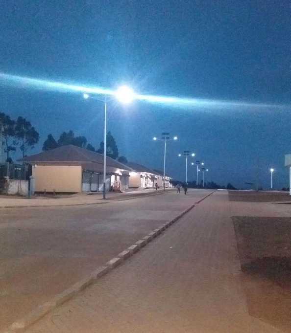 益阳市非洲科特迪瓦太阳能路灯工程
